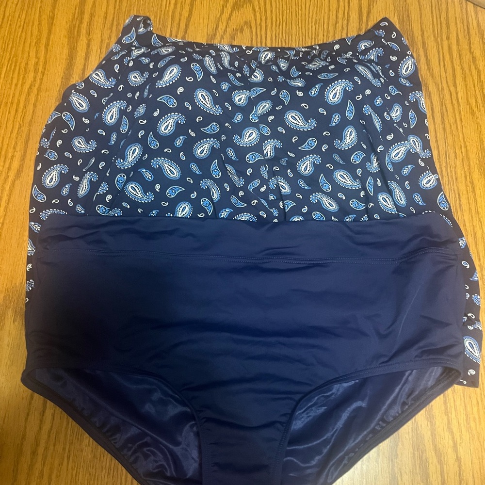 Lands' End Navy Blue paisley blouson  tankini top and matching swim bottoms 16W - Picture 7 of 7